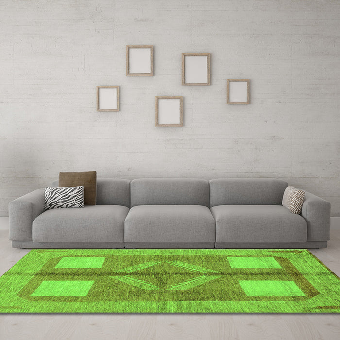 Machine Washable Abstract Green Modern Area Rugs in a Living Room,, wshabs1548grn