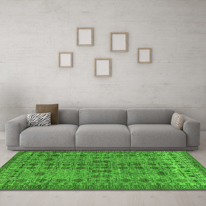 Machine Washable Abstract Green Modern Area Rugs in a Living Room,, wshabs154grn