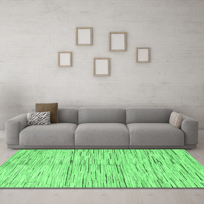 Machine Washable Solid Emerald Green Modern Area Rugs in a Living Room,, wshabs1550emgrn