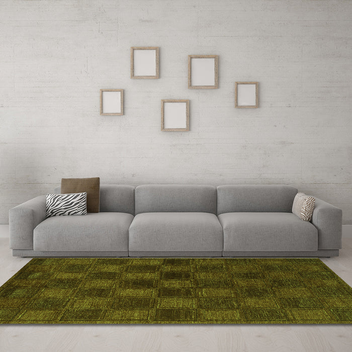 Machine Washable Abstract Green Modern Area Rugs in a Living Room,, wshabs1556grn