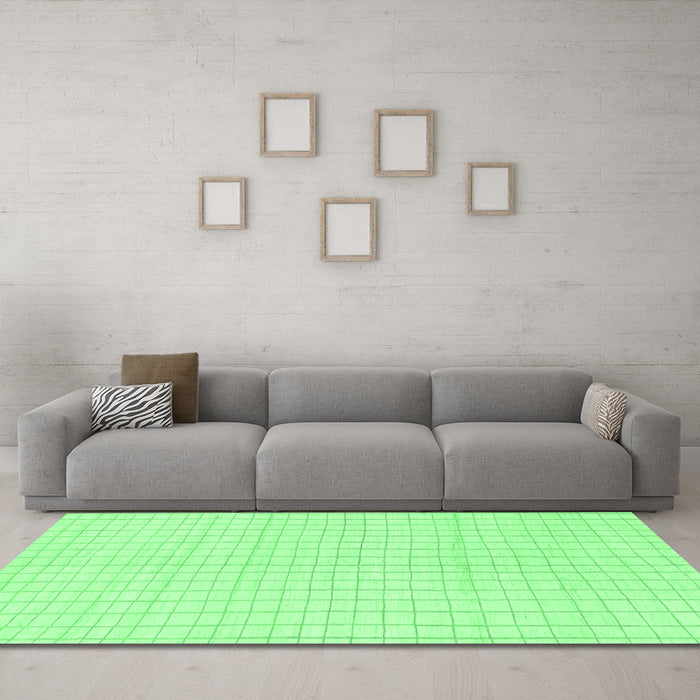Machine Washable Solid Emerald Green Modern Area Rugs in a Living Room,, wshabs1563emgrn