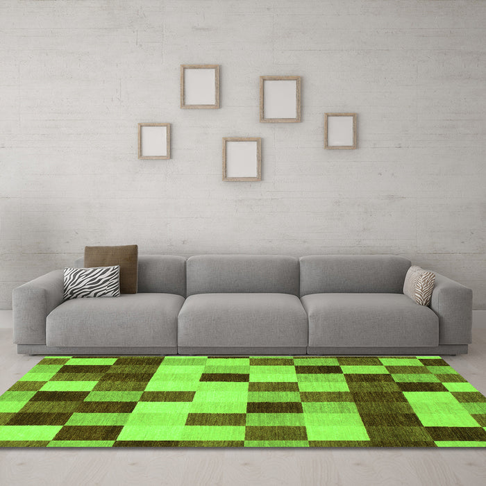 Machine Washable Abstract Green Modern Area Rugs in a Living Room,, wshabs1565grn