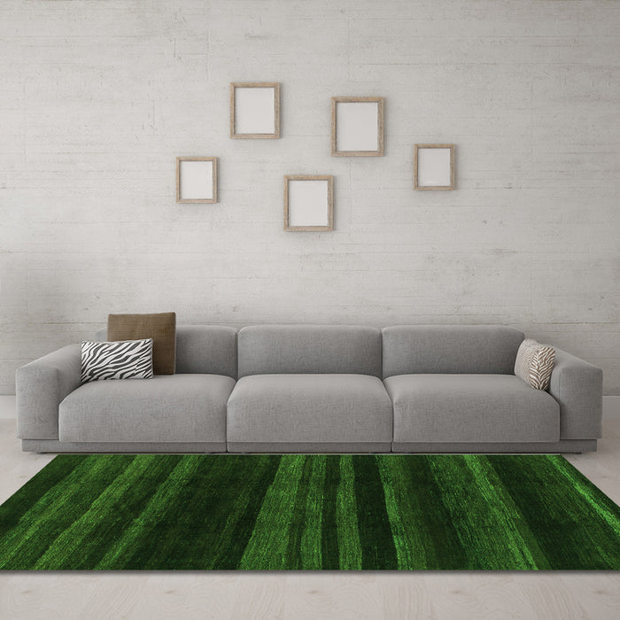 Machine Washable Abstract Green Modern Area Rugs in a Living Room,, wshabs1568grn