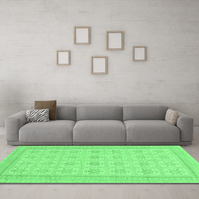 Machine Washable Abstract Emerald Green Modern Area Rugs in a Living Room,, wshabs156emgrn
