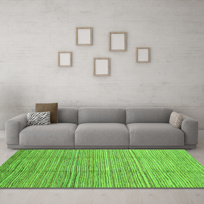 Machine Washable Abstract Green Modern Area Rugs in a Living Room,, wshabs1573grn