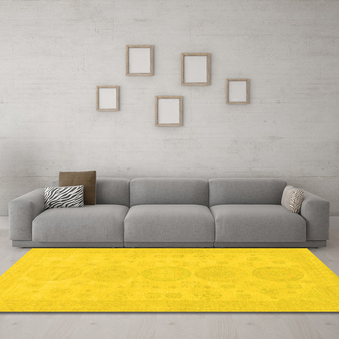 Machine Washable Abstract Yellow Modern Rug in a Living Room, wshabs157yw