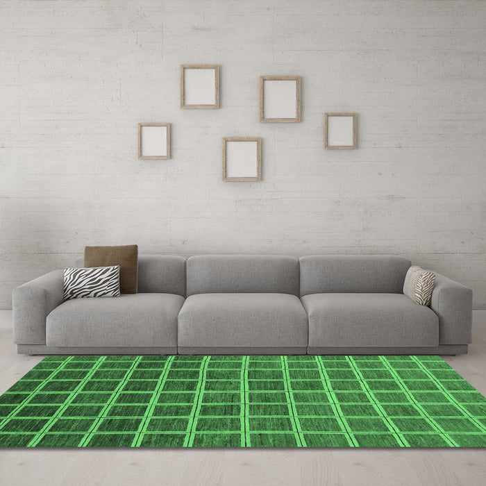 Machine Washable Checkered Emerald Green Modern Area Rugs in a Living Room,, wshabs1580emgrn