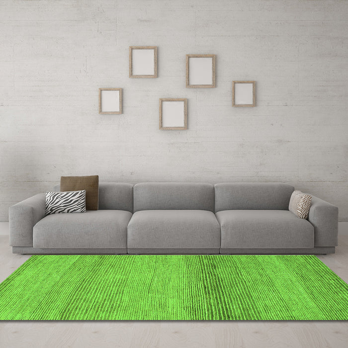 Machine Washable Abstract Green Modern Area Rugs in a Living Room,, wshabs1584grn