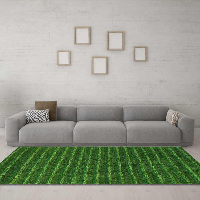 Machine Washable Abstract Green Modern Area Rugs in a Living Room,, wshabs1586grn