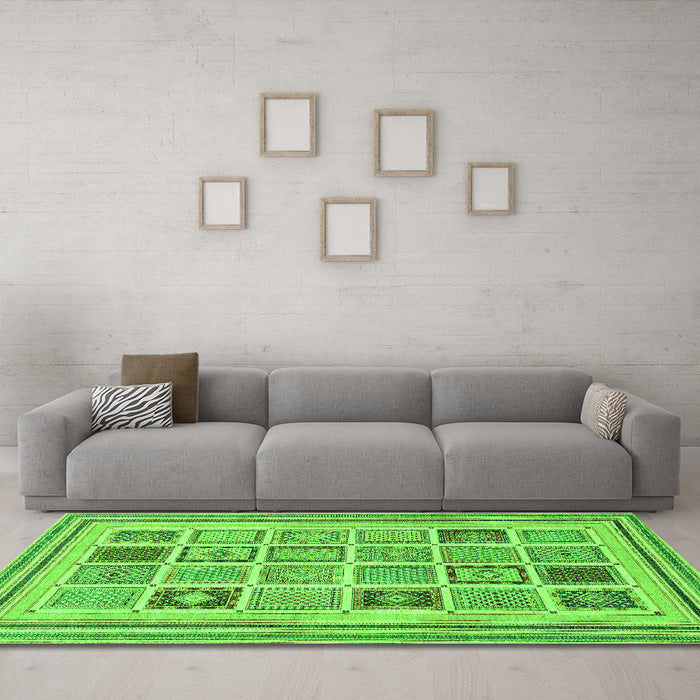Machine Washable Abstract Green Modern Area Rugs in a Living Room,, wshabs158grn