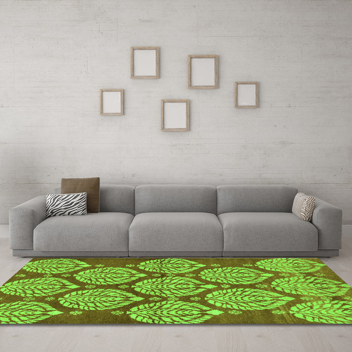 Machine Washable Abstract Green Modern Area Rugs in a Living Room,, wshabs159grn