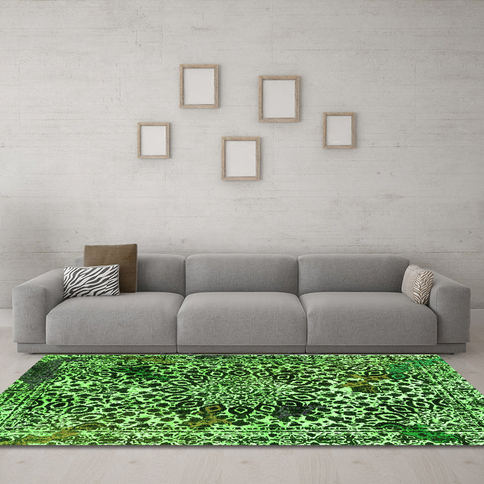 Machine Washable Abstract Green Modern Area Rugs in a Living Room,, wshabs1603grn