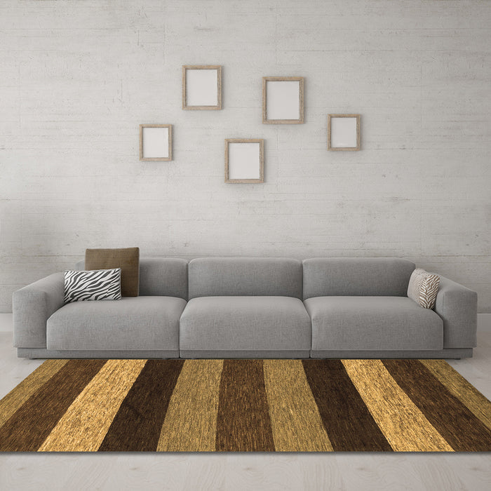 Machine Washable Abstract Brown Modern Rug in a Living Room,, wshabs1605brn