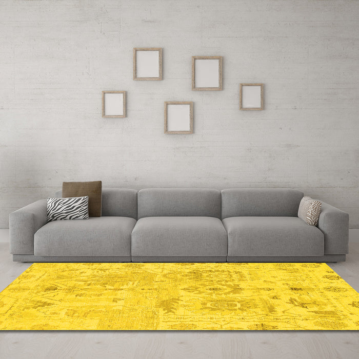 Machine Washable Abstract Yellow Modern Rug in a Living Room, wshabs1609yw