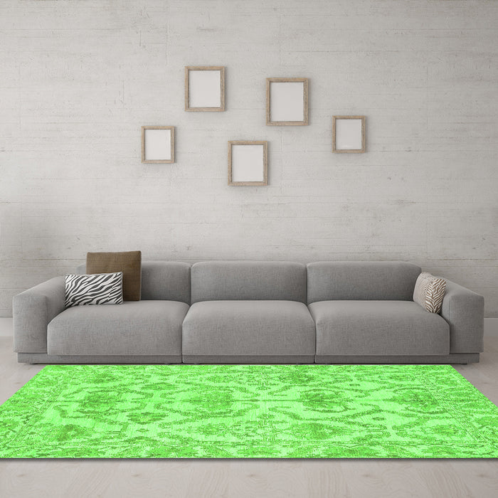 Machine Washable Abstract Green Modern Area Rugs in a Living Room,, wshabs1610grn