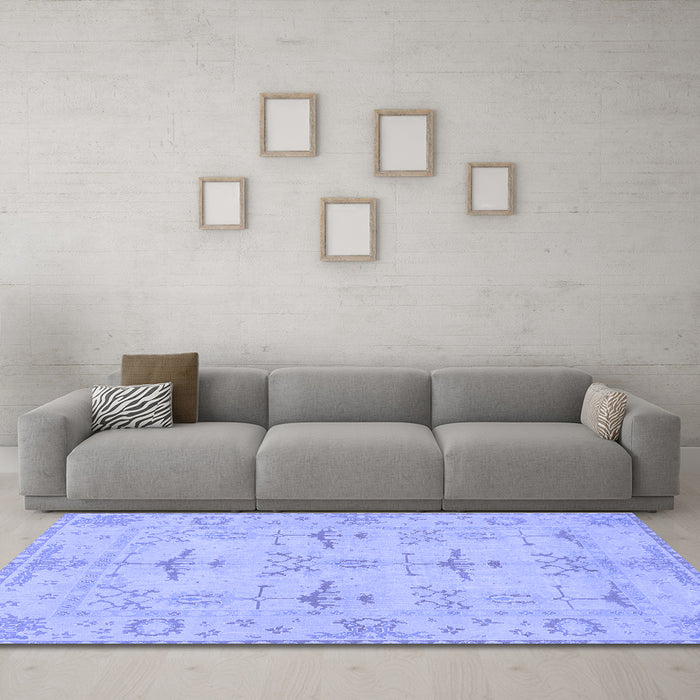 Machine Washable Oriental Blue Traditional Rug in a Living Room, wshabs1612blu
