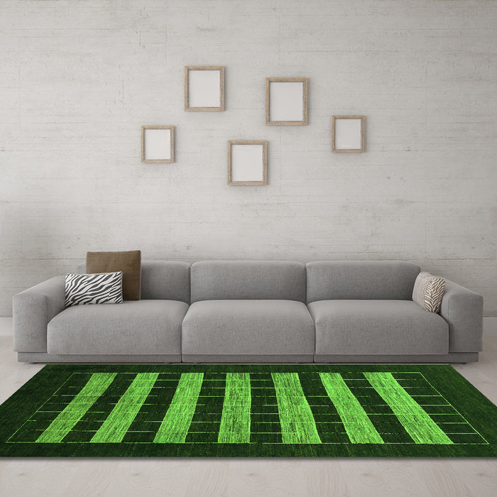 Machine Washable Abstract Green Modern Area Rugs in a Living Room,, wshabs1616grn