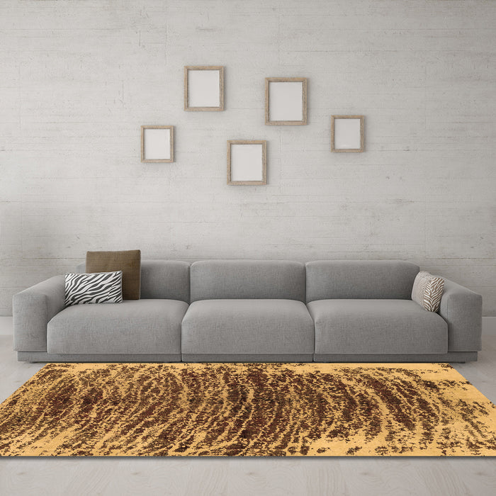 Machine Washable Abstract Brown Modern Rug in a Living Room,, wshabs1634brn
