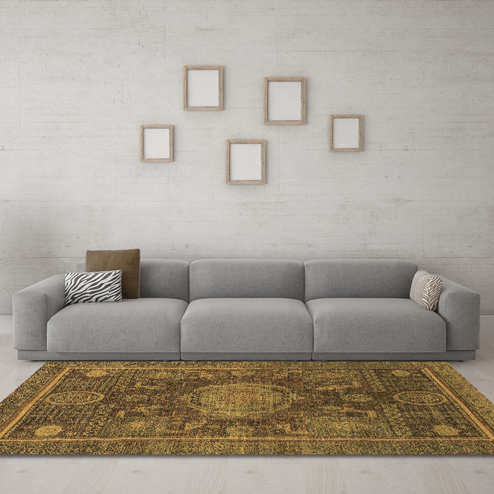 Machine Washable Abstract Brown Modern Rug in a Living Room,, wshabs1638brn