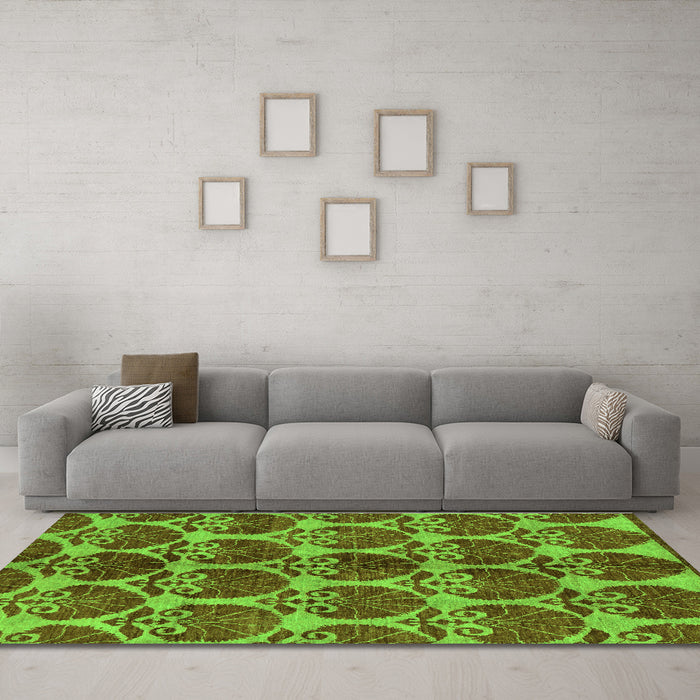 Machine Washable Abstract Green Modern Area Rugs in a Living Room,, wshabs163grn
