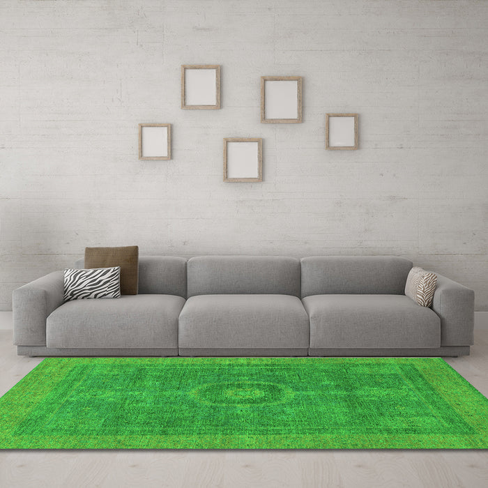 Machine Washable Abstract Green Modern Area Rugs in a Living Room,, wshabs1644grn