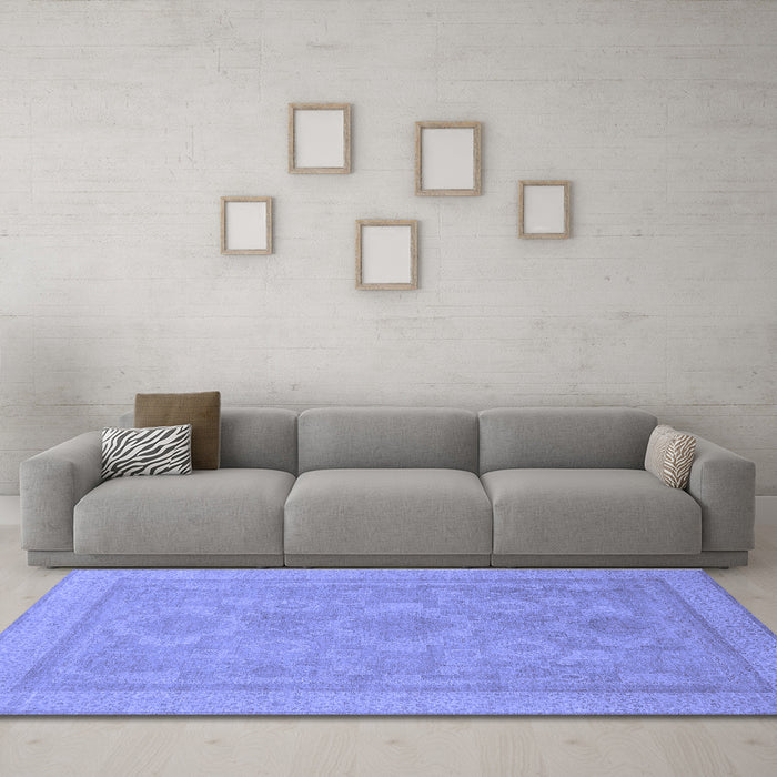 Machine Washable Oriental Blue Traditional Rug in a Living Room, wshabs1647blu