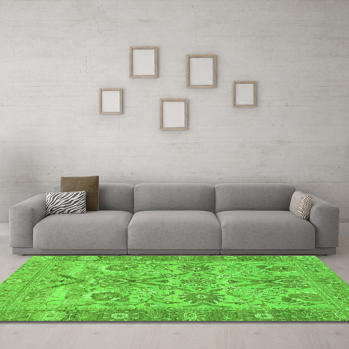 Machine Washable Abstract Green Modern Area Rugs in a Living Room,, wshabs1648grn