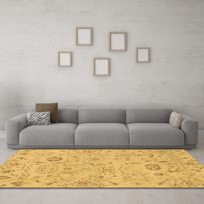 Machine Washable Abstract Brown Modern Rug in a Living Room,, wshabs1649brn