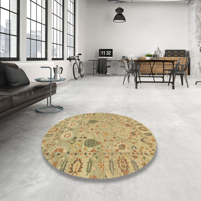 Round Machine Washable Abstract Cinnamon Brown Rug in a Office, wshabs1650