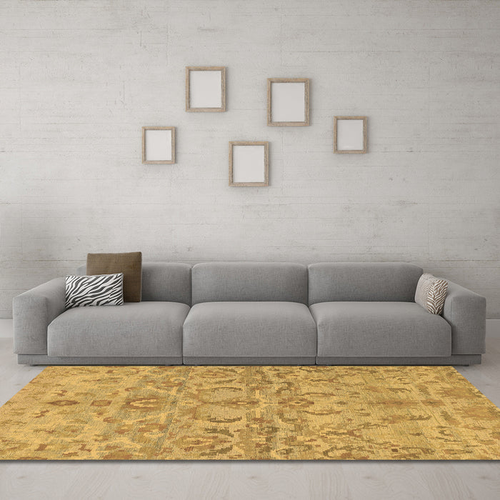 Machine Washable Abstract Brown Modern Rug in a Living Room,, wshabs1651brn