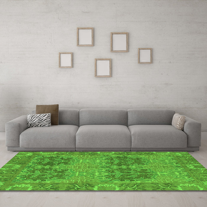 Machine Washable Abstract Green Modern Area Rugs in a Living Room,, wshabs1657grn
