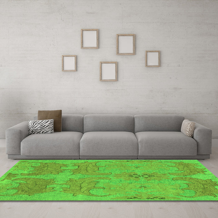 Machine Washable Abstract Green Modern Area Rugs in a Living Room,, wshabs1660grn