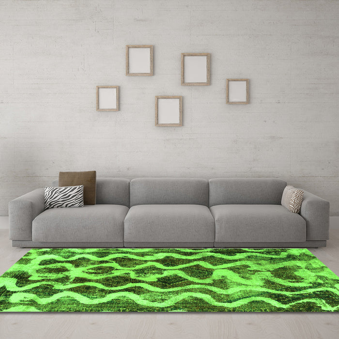 Machine Washable Abstract Green Modern Area Rugs in a Living Room,, wshabs1668grn