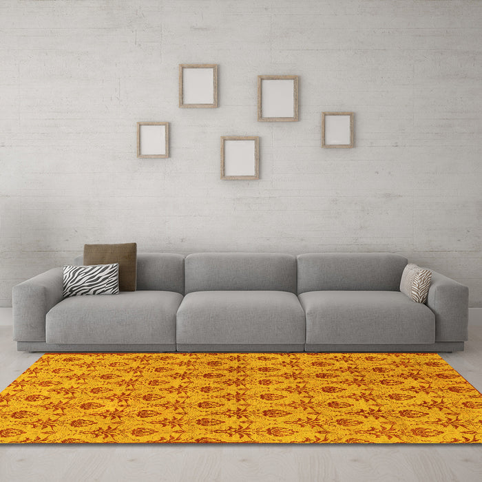 Machine Washable Abstract Yellow Modern Rug in a Living Room, wshabs167yw