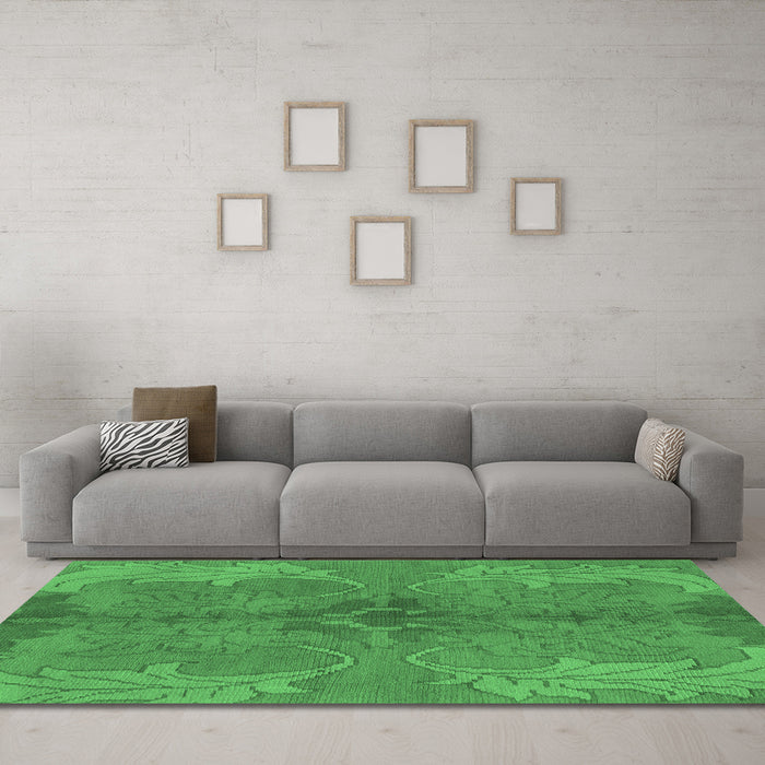 Machine Washable Abstract Emerald Green Modern Area Rugs in a Living Room,, wshabs1686emgrn