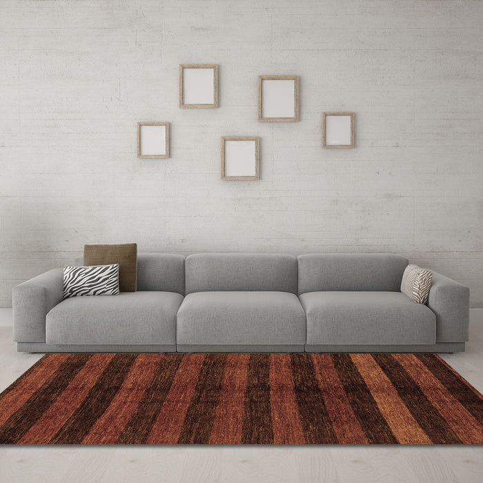Machine Washable Abstract Brown Modern Rug in a Living Room,, wshabs1712brn
