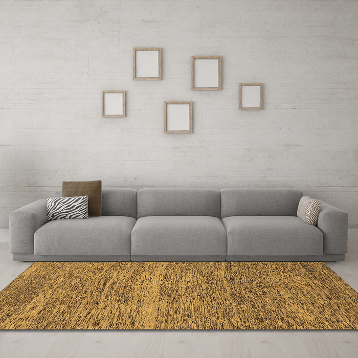Machine Washable Abstract Brown Modern Rug in a Living Room,, wshabs1714brn