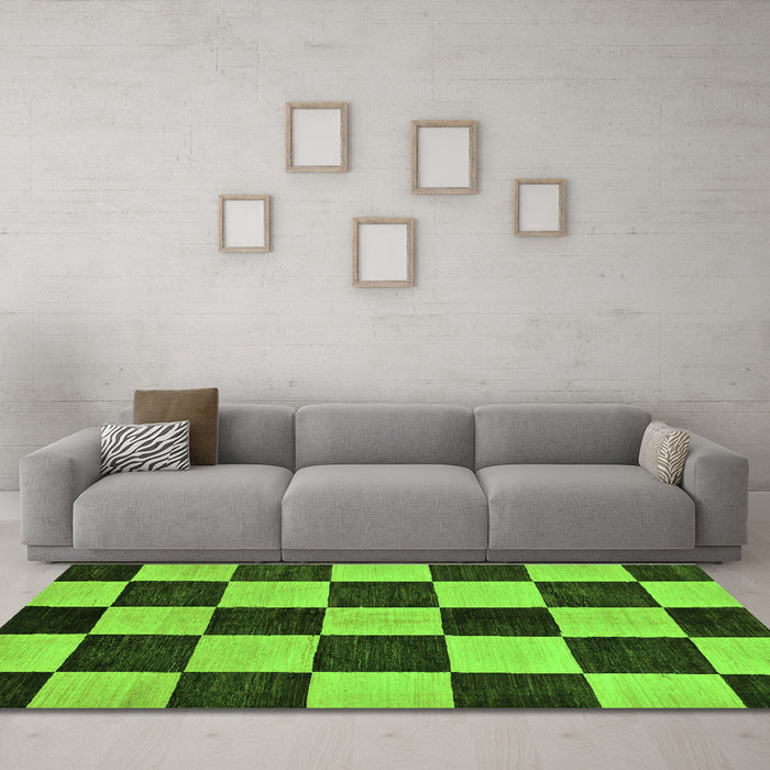 Machine Washable Checkered Green Modern Area Rugs in a Living Room,, wshabs171grn