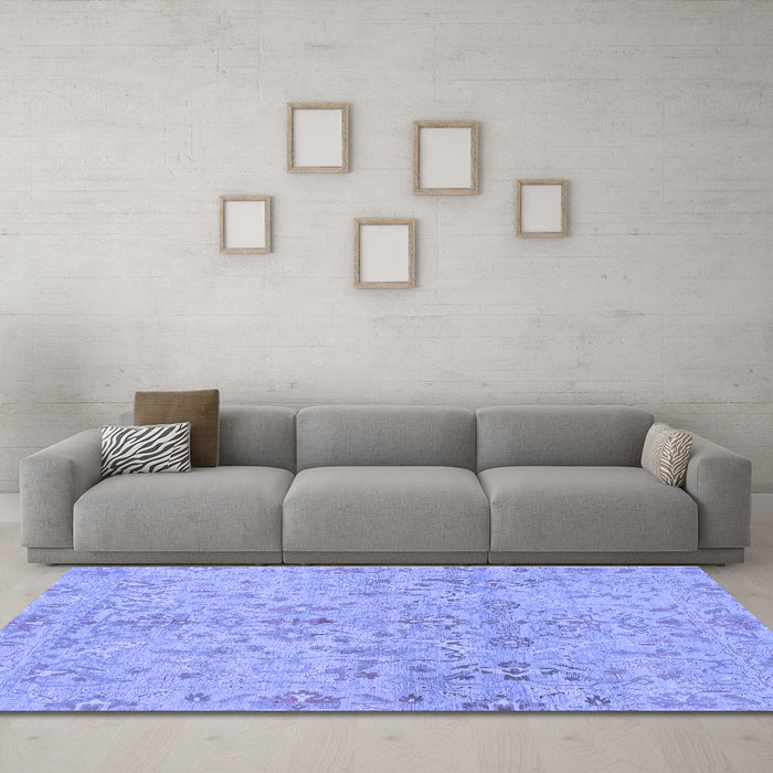 Machine Washable Oriental Blue Traditional Rug in a Living Room, wshabs1723blu