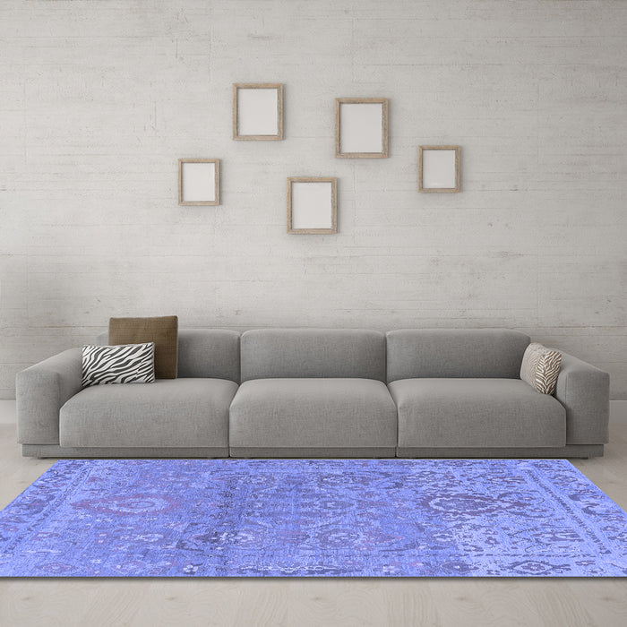 Machine Washable Oriental Blue Traditional Rug in a Living Room, wshabs1725blu