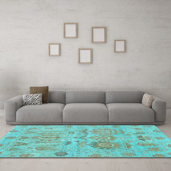 Machine Washable Oriental Light Blue Traditional Rug in a Living Room, wshabs1728lblu