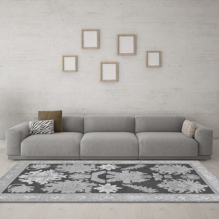 Machine Washable Abstract Gray Modern Rug in a Living Room,, wshabs1735gry