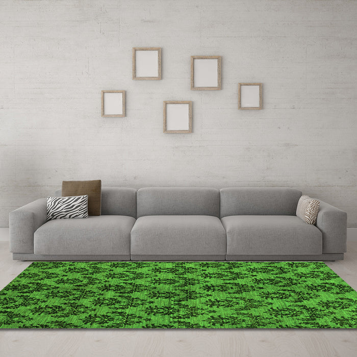 Machine Washable Abstract Green Modern Area Rugs in a Living Room,, wshabs173grn