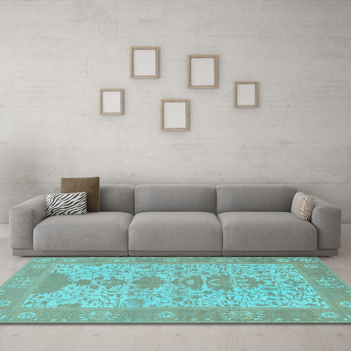 Machine Washable Oriental Light Blue Traditional Rug in a Living Room, wshabs1740lblu