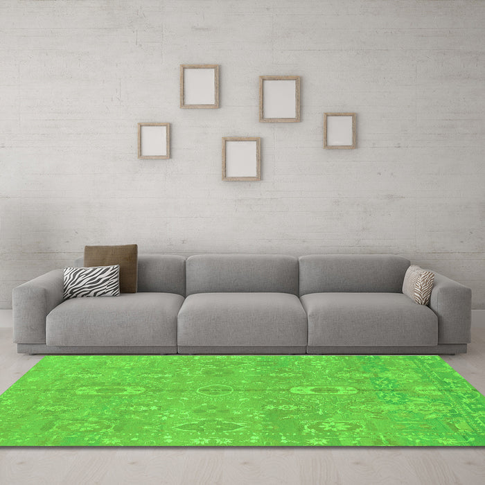 Machine Washable Abstract Green Modern Area Rugs in a Living Room,, wshabs1743grn