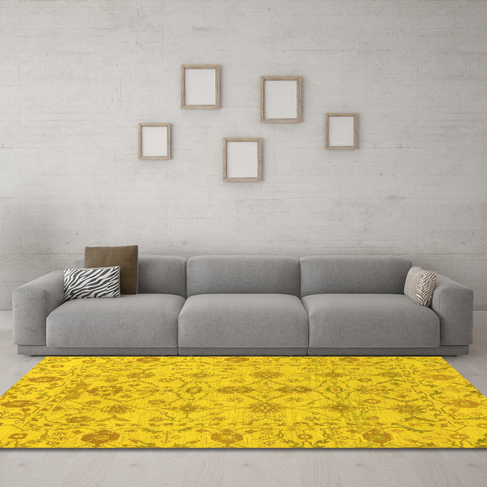 Machine Washable Abstract Yellow Modern Rug in a Living Room, wshabs1745yw