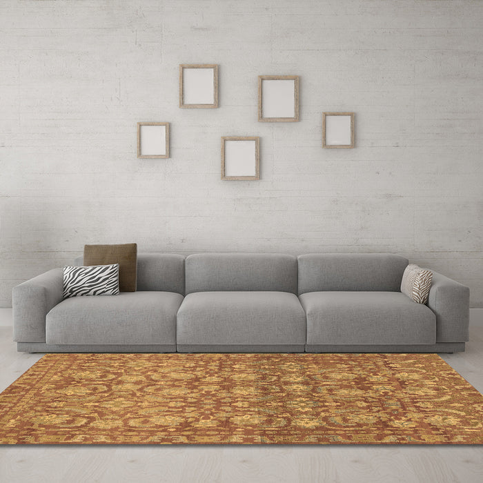 Machine Washable Abstract Brown Modern Rug in a Living Room,, wshabs1747brn