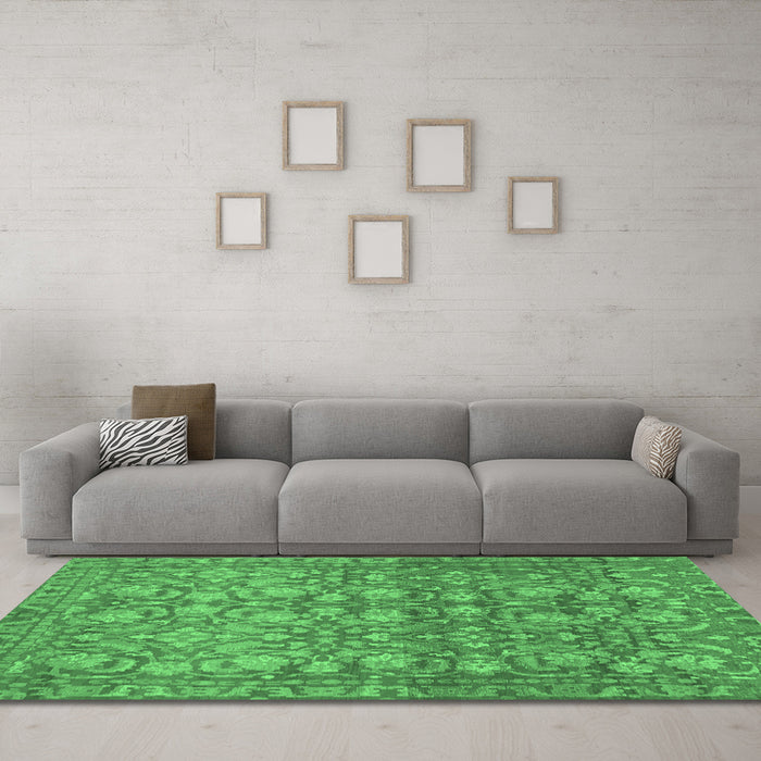 Machine Washable Abstract Emerald Green Modern Area Rugs in a Living Room,, wshabs1747emgrn