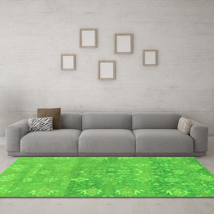 Machine Washable Oriental Green Traditional Area Rugs in a Living Room,, wshabs1750grn