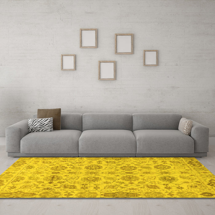 Machine Washable Abstract Yellow Modern Rug in a Living Room, wshabs1754yw